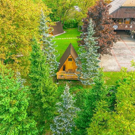 Resort Pod Orehi - Bled - Apartma & Glamping & Savna Exterior foto