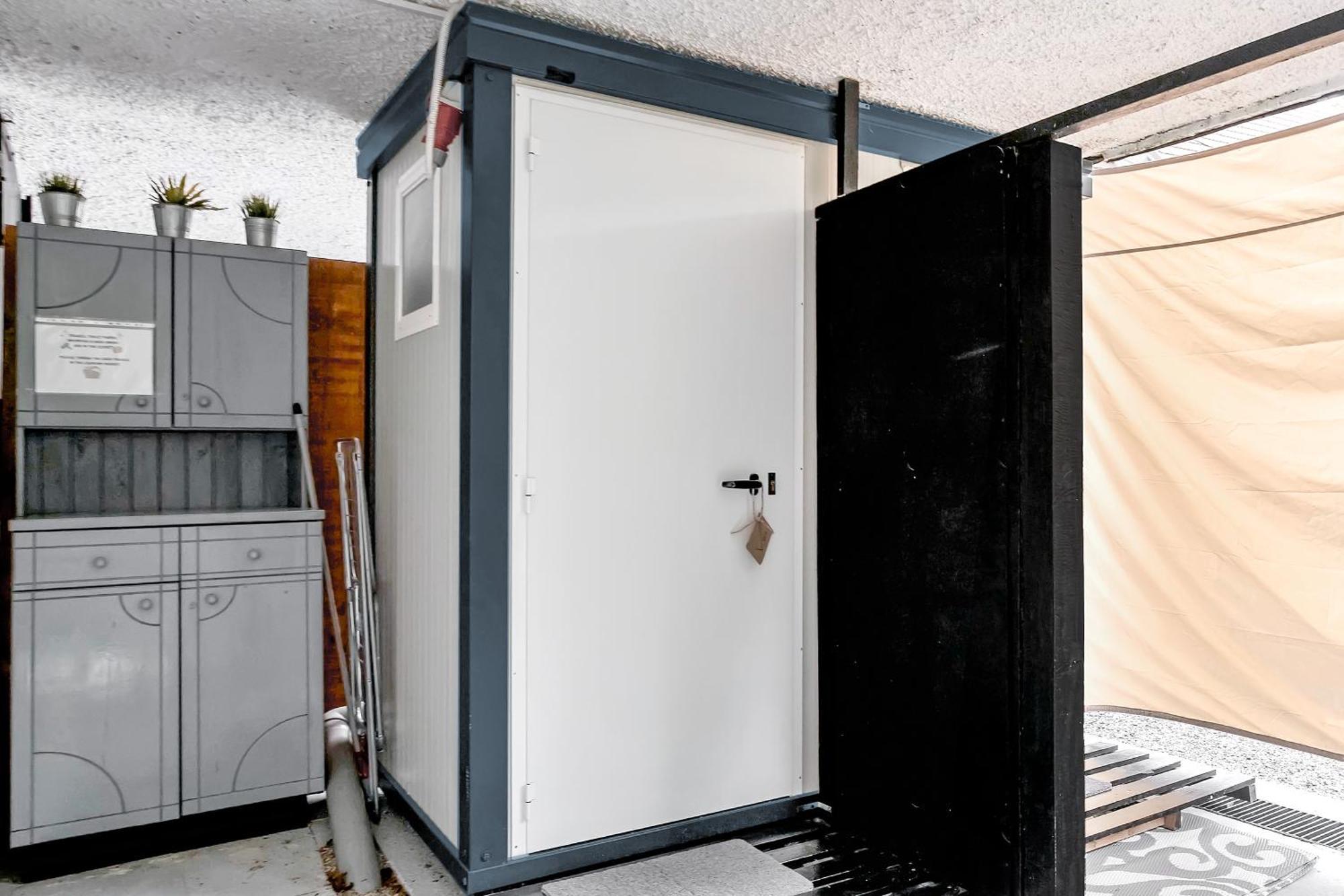 Resort Pod Orehi - Bled - Apartma & Glamping & Savna Habitación foto